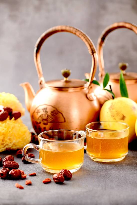 GOLDEN PEAR SOUP 铜湖吊梨汤